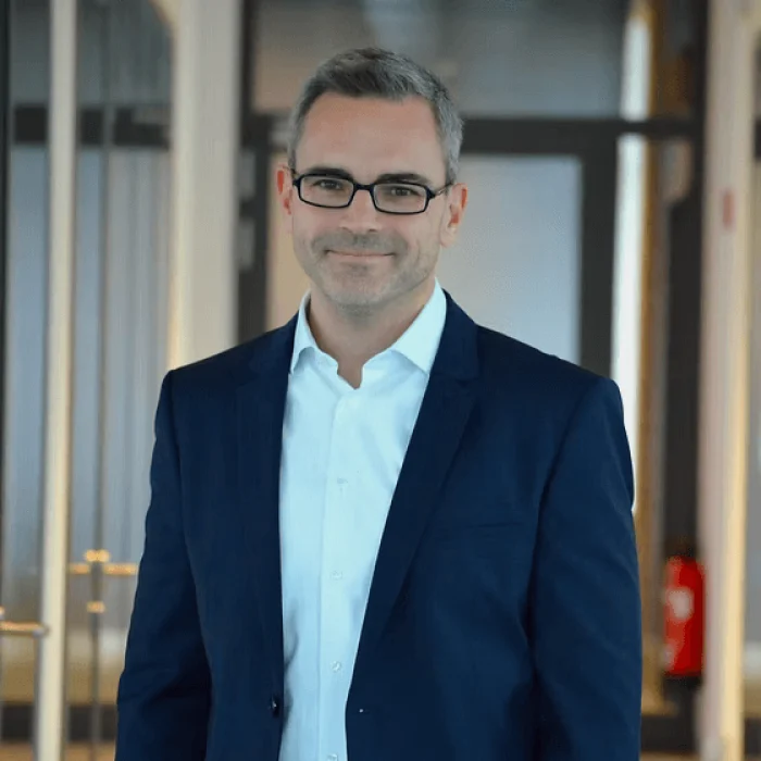 daniel-feyler-pkv Bild zeigt Daniel Feyler / Geschäftsführer von PKV mit Plan